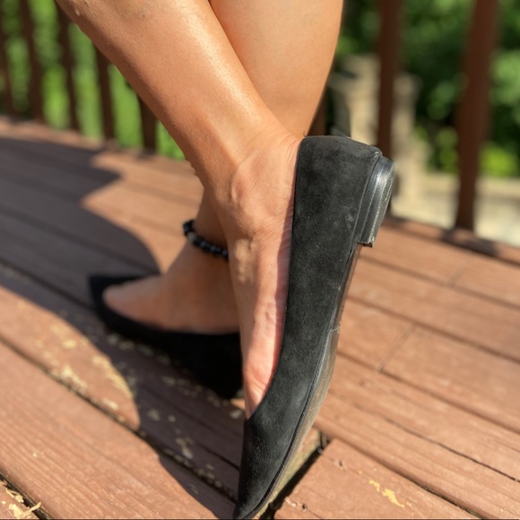 Giorgio Armani Suede Black Flats Pointed Toe Italy - Picture 3 of 5
